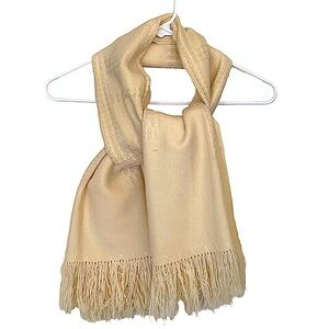𝅺HANDWOVEN Cream Wool Scarf
